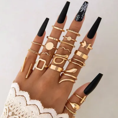 Stock Bohemian Style Vintage Gold Plated Alloy Rings Set Trendy Leaf Geometric Opening Adjustable Rings Women