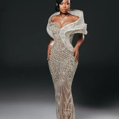 New Special Ivory Prom Dresses for Black Girls High Fashion Celebrity Dresses With Crystals Red Carpet Runway Dresses Customized