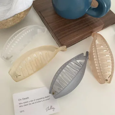 Korean Style Sweet Simple Fashion Fish Shape Hair Clip Claw Banana Clamp Large Hair Clips Transparent Color for Women