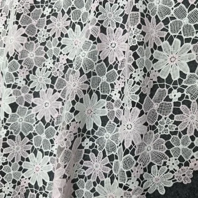 2025 Latest Chemical Two-tone Colors Pink White Floral Lace Hole Guipure Lace Fabrics for Spring Dresses