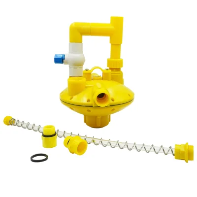 Regulation ValveDurable Two-way Recoil Pressure Regulating Valve for Waterline Adjustable Poultry Water Pressure Regulator Valve
