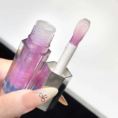 Most Popular Hydrating Shinning High Pigment Lip Gloss-Lightweight Mirror Shine Lip Oil with Glitter Lipgloss
