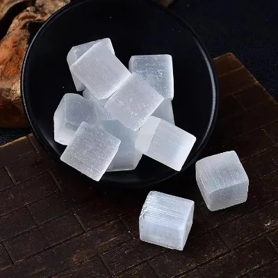 Natural Selenite Crystal Healing Quartz Clear Gypsum Cube Square Tumbled Metaphysical and New Age Wholesale for Decoration