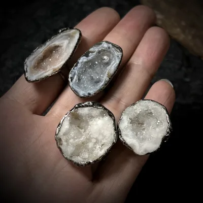 Vintage Style Natural Geode Crystal Agate Hand Soldered Antique Silver Plated Adjustable Open Ring