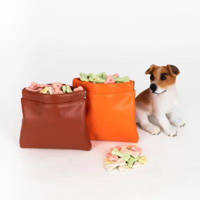 Auto-Closing Open Portable PU Leather Dog Treat Pouch Brown Dog Treat Bag Multifunction Small Pouch Pet Training Supplies