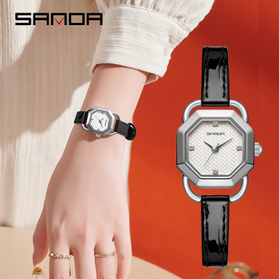 Women's Watch Simple Creative  Fashionable Classic Quartz Wristwatch Women's Watch