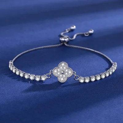 Cross-border Korean version diamond-encrusted pull-out adjustable lucky four-leaf clover bracelet for girls, personalized and