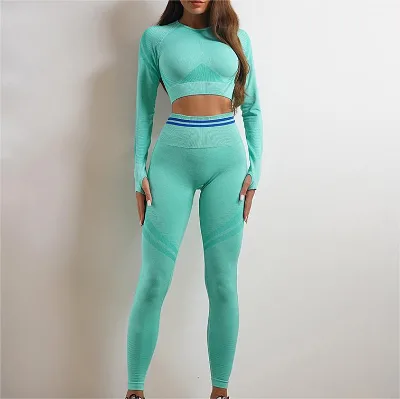 Trendy Long Sleeved Fitness Yoga Suit With Enhanced Buttocks Shape