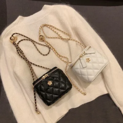Elegant Black Small Leather Incense Shoulder Bag Rhombic Classic Vanity Crossbody Messenger Bag Purse Storage for Work Travel
