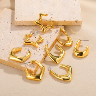 Vintage Simple Hollow Crescent Five-pointed Star Earrings Stainless Steel Gold Silver Earrings for Women Hainon 545