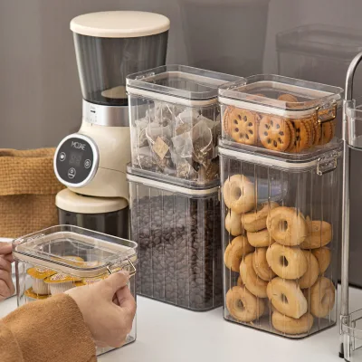 Hot Sale Multifunctional Household Storage Jar Plastic Food Storage Container With Lid