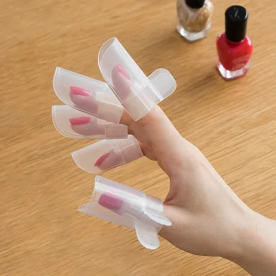 Transparent Plastic Nail Polish Protector Anti-Scratch Clip Reusable Nail Polish Protector Cover