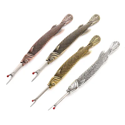 Metal Seam Ripper European Vintage Carved Handle Stitch Ripper Sharp Seam Ripper Tool for Sewing Crafting Removing Threads Tools