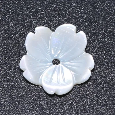Carved Five Petal Flower Sea Shell Beads in Center Drilled for Jewelry Necklace Tassel Pendant Making Materials