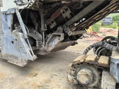 Secondhand Wirtgen W2000 Tracked Cold Planer Pump Motor Engine-Powerful Performance for Large-Scale Road Rehabilitation Works