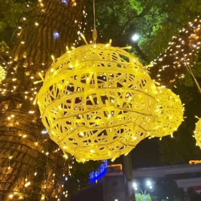 IP65 70W High Power Globe Ball Motif PVC Frame Warm Glow Outdoor Christmas Ramadan Landscape Festival Decor with Remote Control