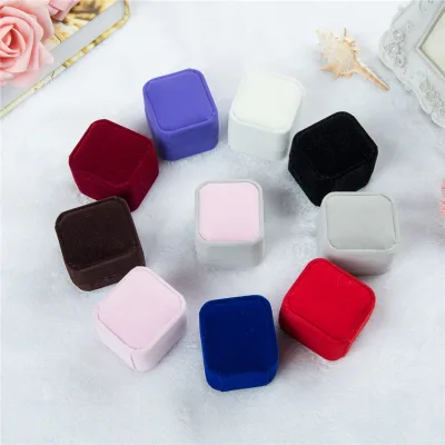 Wholesale Mini Velvet Jewelry Box Packaging Stylish Logo Imprinted Bracelet Necklace Earrings Ring Box for Ladies
