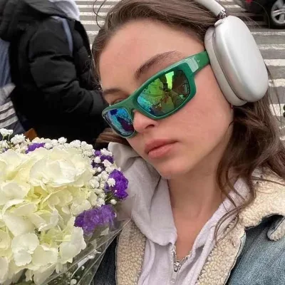 Fashionable High-end Multi Colors Sunglasses for Sun Protection Women Mechanical Sensation
