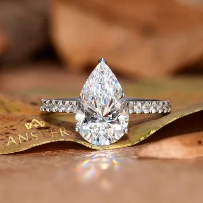 Luxury Pear Cut Lab Grown 1-5 Carat Engagement Ring 14K/18K White Gold 3 Prong Pave IGI Gra Certified D-G Color VVS1-VS2
