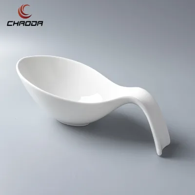 Nordic Style Eco-Friendly Modern Ceramic Salad Bowl with Handle Restaurant Catering Use Fruit/Noodle/Snack Bowl Set