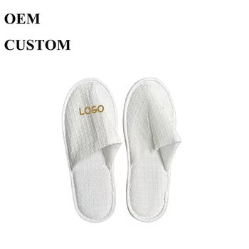 Latest Cheap Personalized Hotel Spa Disposable slippers Men and Women Wholesale Eco Degradable Dipos slippers Manufacturer