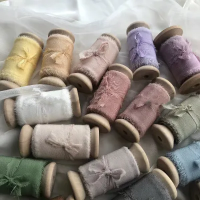 Custom Printed Holiday Gift Silk Narrow Ribbon 2.5 Cm 100% Silk Ribbon 1.5 Inch for Flowers Wedding Bouquet