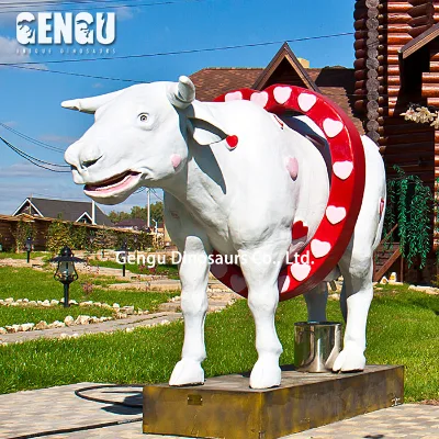 Fiberglass Garden Decoration Cow Figurines