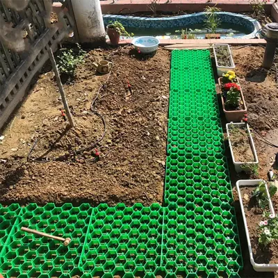 Anti-Aging Grass Grid for Park Greening and Pedestrian Path