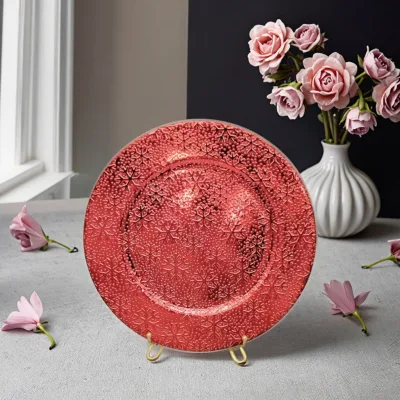 Hot Selling 13 Inch Luxury Snowflake Elegant Pattern Charging Pad Modern Classic Design Wedding Party Decoration Made Plastic