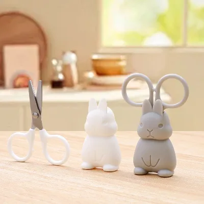 Creative Rabbit-Shaped Magnetic Mini Travel Scissors Thread Snips Sewing & Embroidery Supplies Needlework Craft