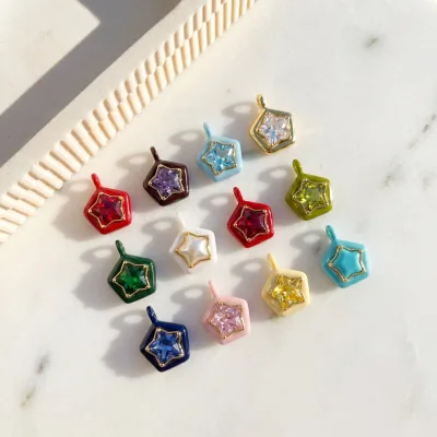 Premium 12 Months Retro Geometric Dainty Non-toxic Western Style 12-Month Birthstone Star Pendant for Dating Night