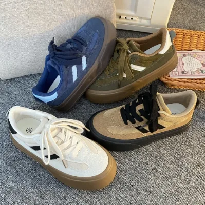 Thick Soled Retro German Training Shoes for Girls, Casual, Classic, and Versatile. New Basic Small White Shoes for Autumn 2023