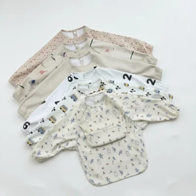 Customizable Waterproof Long Sleeve Bib Buttoned Cartoon Printed Food Catcher Eating Smock Washable Baby Bib with Front Pocket