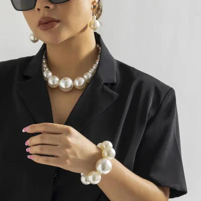 European and American Retro Bead Necklace, Ethnic Style Exaggerated Pearl Necklace Earrings Bracelet Set