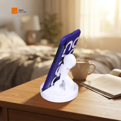 Creative Eco-Friendly Cute Humanoid Figure Portable Recyclable Polyresin Phone Stand White Desktop Holder for Bedside Office