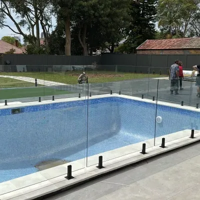 Modern 12mm No Drill Glass Pool Fences Durable Swimming Pool Protection with Stylish Design