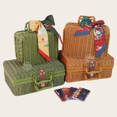 Available Christmas Gift Basket with Ribbon Plastic Rattan Gift Box for Wedding Souvenir Festival Decoration Storage Basket