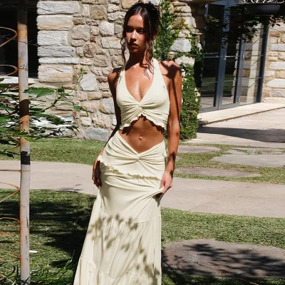 D9754 Hot Sale in Women's Clothing Sexy V-neck Wooden Ear Halter Twisted Dress Two-Piece Set