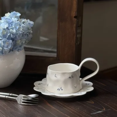 French Vintage Floral Handmade Ceramic Coffee Cup Dish with Handle High Temperature Resistance Breakfast Fairy Cup