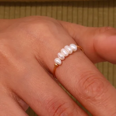 EManco Classic Style Stainless Steel Rings 18K Gold Plated Tarnish Free Fresh Water Pearl Rings for Girls for Engagement