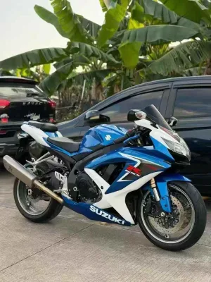 Used Suzuki1 GSX600 Uesd Motorcycle Gasoline Sport Bike High Speed Racing Supersport Motorcycle