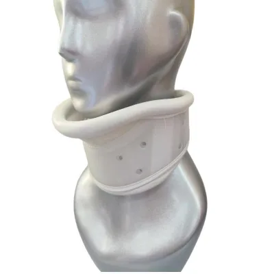 Soft Medical PVC Cervical Collar With Chin Support Adjustable Cervical Traction Collar Stiff Neck Cervical Collar Brace