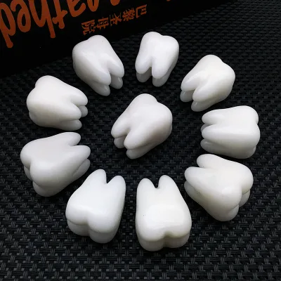 Wholesale Natural Crystal White Marble Tooth Carving Crystal Craft Mini Size Marble Jade Tooth for Decoration and Gift