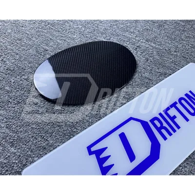 Dry Carbon Fiber Gas Fuel Filler Tank Cover for Alfa Romeo Giulia Quadrifoglio