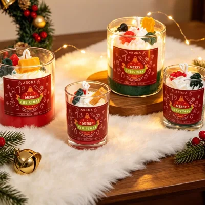 Wholesale Christmas Glass Jar Scented Candle Whipped Cream Topper Soy Wax Aromatherapy Candle Xmas Home Decor Holiday Gift