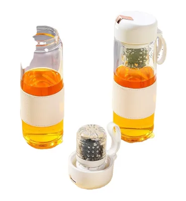 High Borosilicate Glass Classic Design Portable Tea Brewing Cup with Magnetic Suction Tea Water Separation One Click Ejection