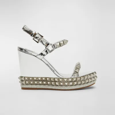Custom Gothic Rivet Wedges Sandals for Women Luxury Rivet Gothic Platform Style Genuine Leather Lining Outdoor Use