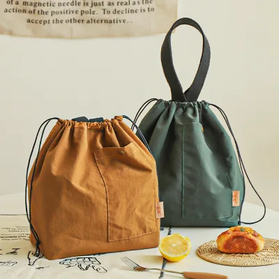 Outdoor Nylon Modern Minimalist Waterproof Portable Tote & Lunch Bag Office Workers Thermal Bento Bag for Students