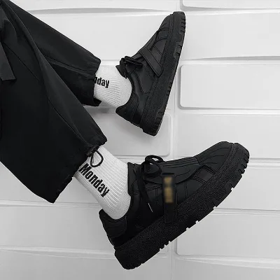 2023 Fashion Pure Color Men Casual Shoes Concise Design Men's Sporting Running Casual Sneakers