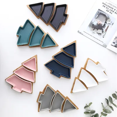 Nordic Christmas Tree Ceramic Snack Dessert Plate with Bamboo Tray, Hot Selling Xmas Serving Tray for Holiday Party